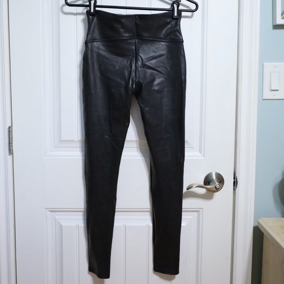 SPANX Black Faux Leather Leggings Womens Size Medium. - Picture 6 of 7
